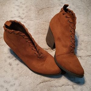 Coconuts by Matisse Bamba Faux Leather Booties 7M